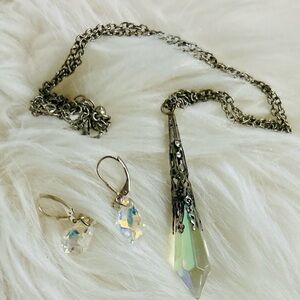 💫Sparkling Crystal Necklace and Earring Set